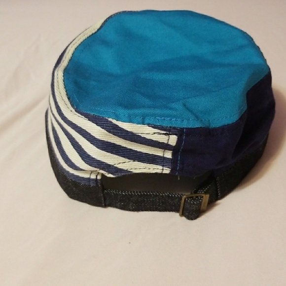 Hat - Picture 4 of 4